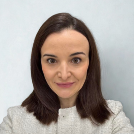 Dr. Kövesdi Dorottya